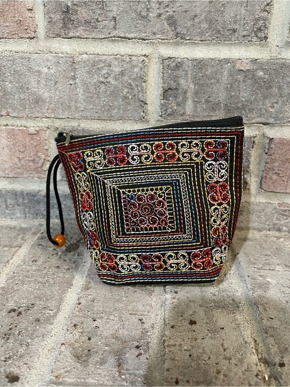 Hand-Embroidered Black Cosmetic Pouch with Green & Red Accents - Picture 3 of 9